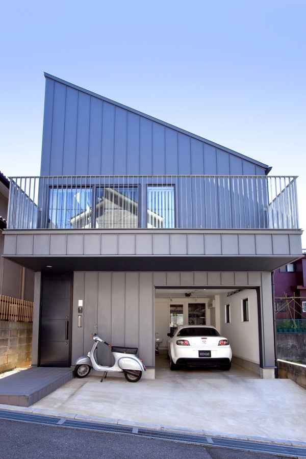 八千代の住宅｜インナーガレージを持つデザイン住宅