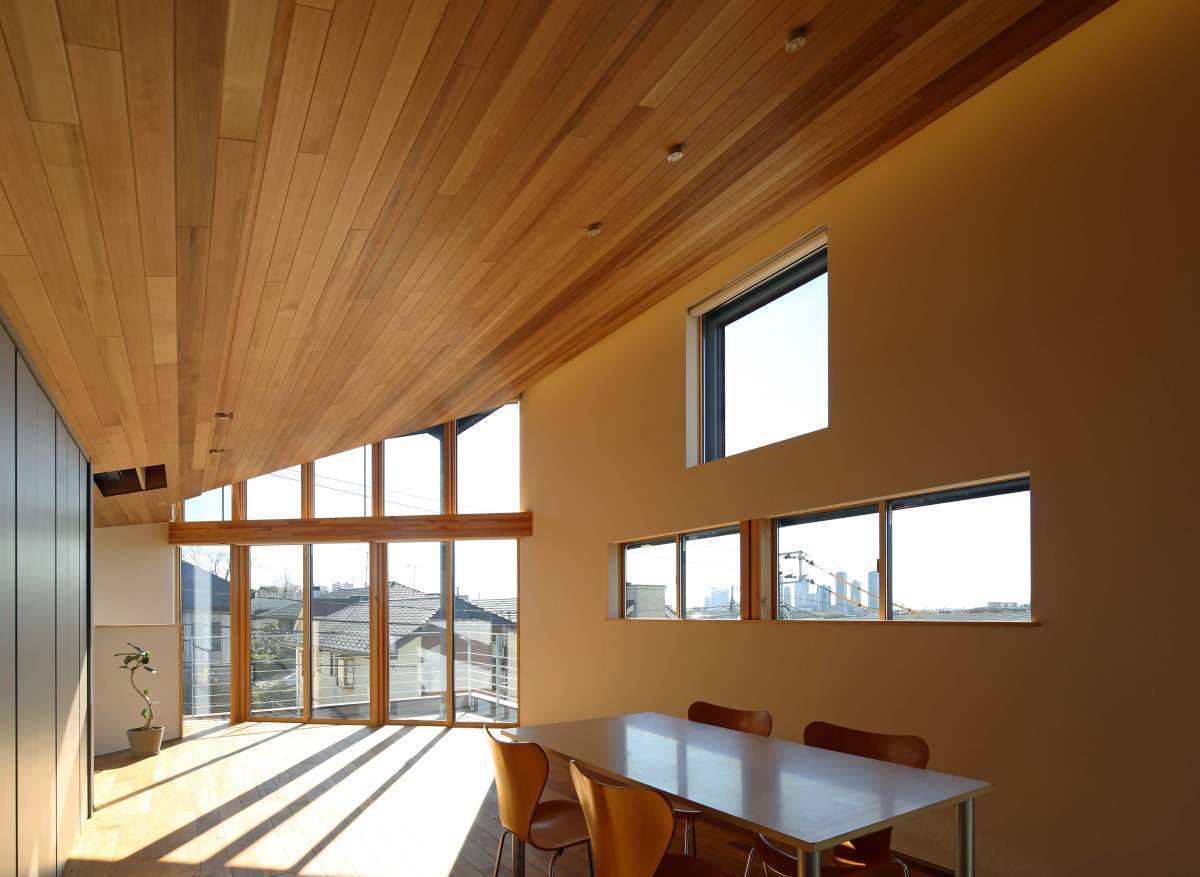 【空に向かう丘の家】フォトブック