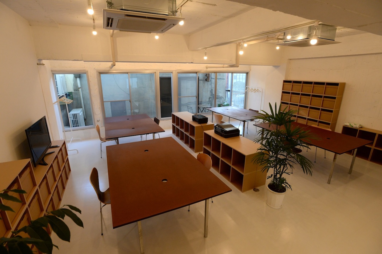 若竹ビル の シェアオフィス　｜　coworking space in 5th Avenue