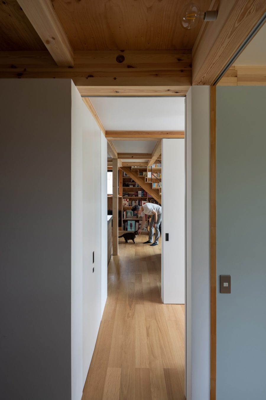 葛城山麓の家｜廊下