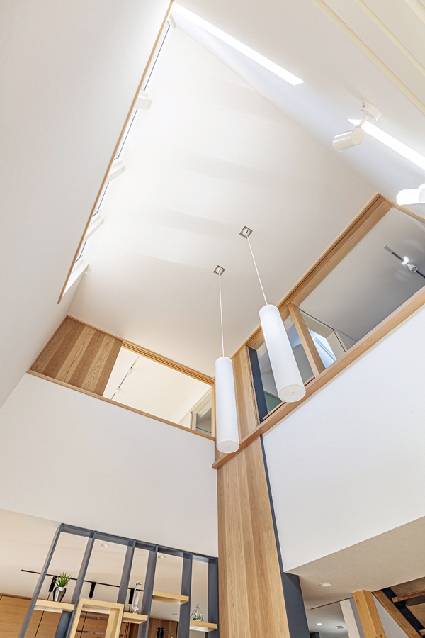 リビングと子供部屋がつながる吹抜