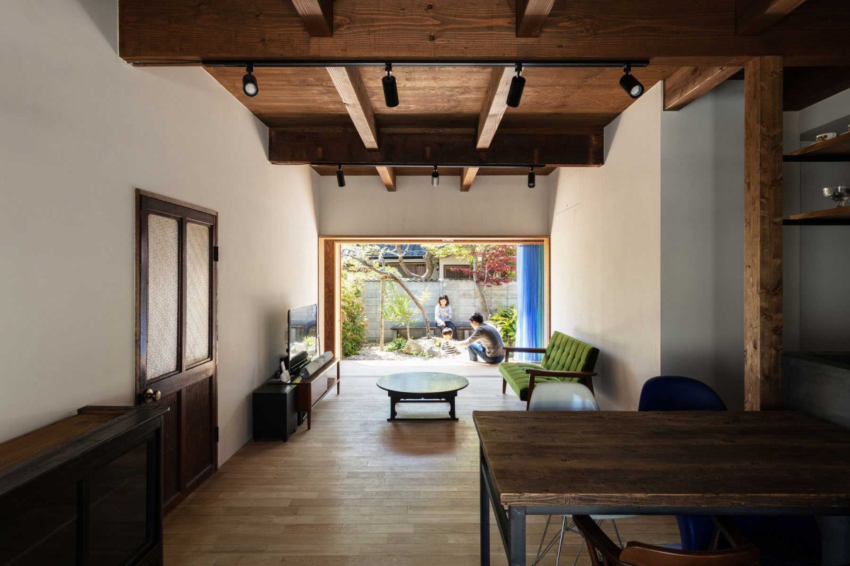 透き間の家｜ダイニング・リビング