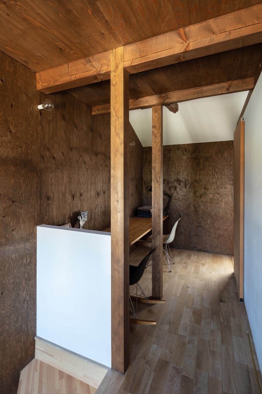 透き間の家｜2階ライブラリ