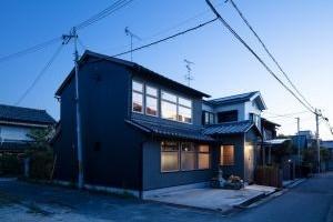 入れ子構造の古民家改修｜奈良県奈良市｜透き間の家