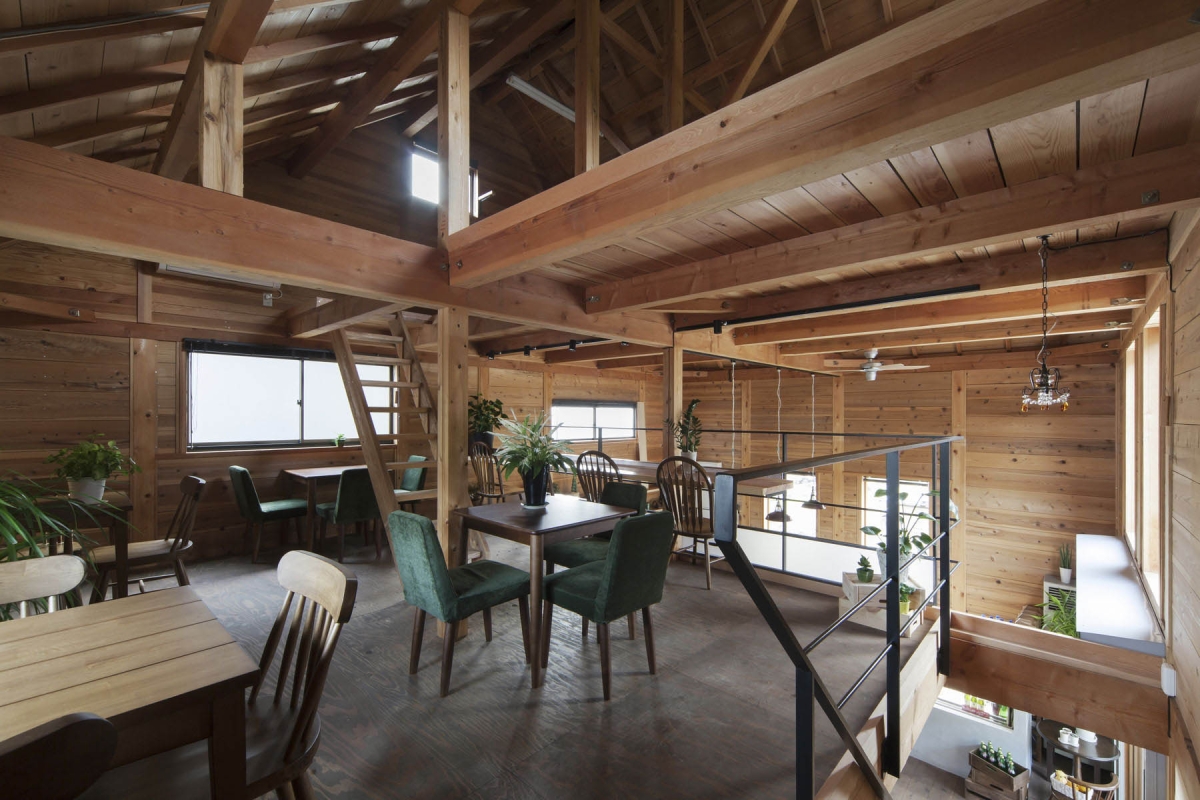 Hapshuu Cake & Cafe｜2階客席