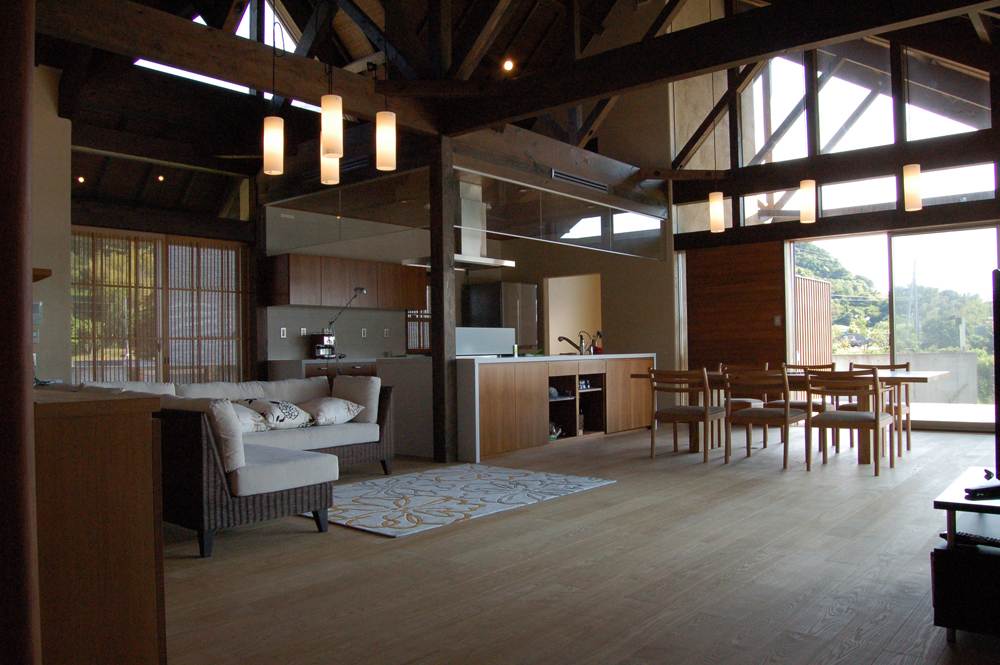 アジアンテイスト・・「一つ屋根の下」を感じる開放感満載のLDK