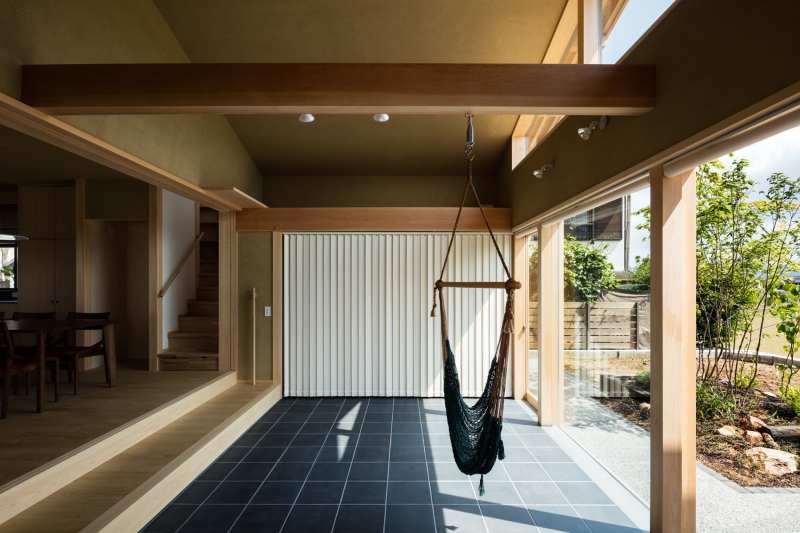 眺望とお庭を楽しむ|火のある暮らしを楽しむ住まい 天理の家