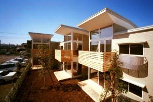 SO建築設計 集合住宅作品 シンボルツリーを取り囲む家並み